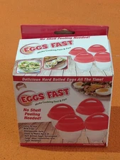 New Set Of 4 Tekno Eggs Fast Silicone Egg Poacher Cups