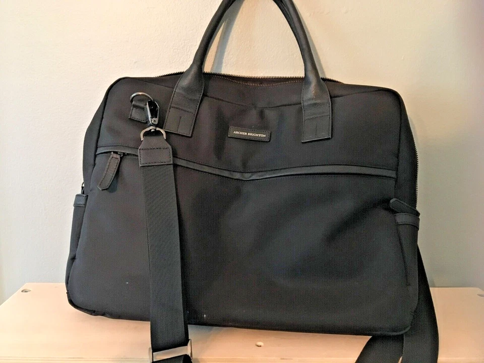 Maletín/mensajero/bolso para portátil Archer Brighton negro Foto 4 de 4