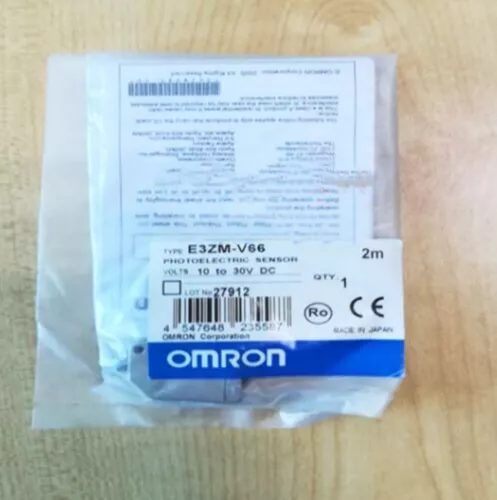 new omron in box E3ZM-V66 color mark sensor E3ZMV66 Free Shipping
