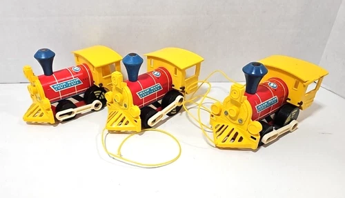 Lot Of 3 Vintage Fisher Price 643 Toot-Toot Train With Pull String Wood Plastic