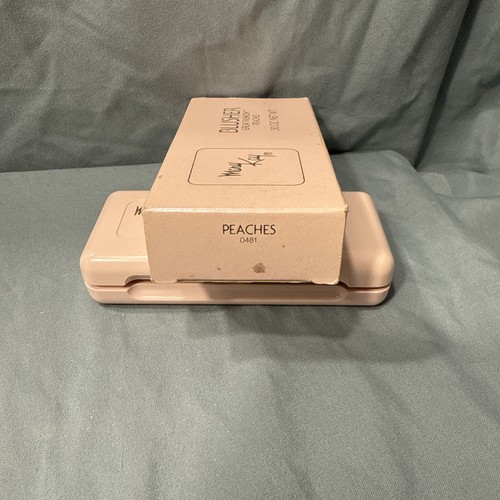 Mary Kay Blusher Great Fashion Peaches .30 Oz. #0481 NEW NIB - Picture 4 of 4