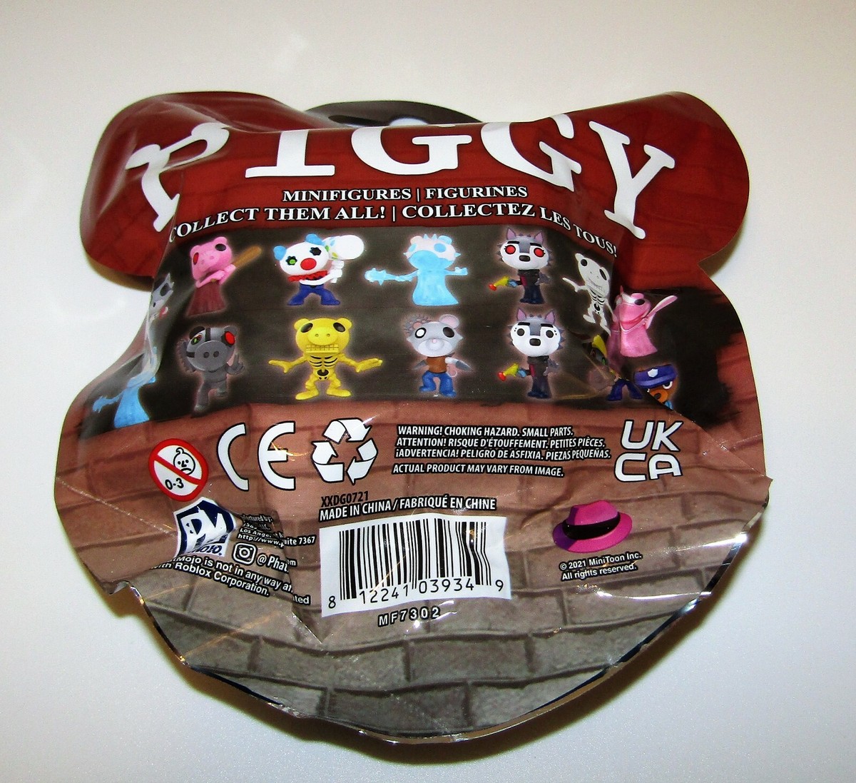 PHATMOJO PIGGY ROBLOX SERIES 2 MINIFIGURE & DLC CODE RANDOM