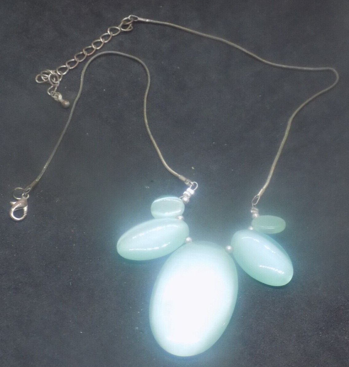 アクセサリー Vintage Silver Green Stone Necklace 925 VINTAGE SILVER TONE GLASS GREEN STONE NECKLACE 18