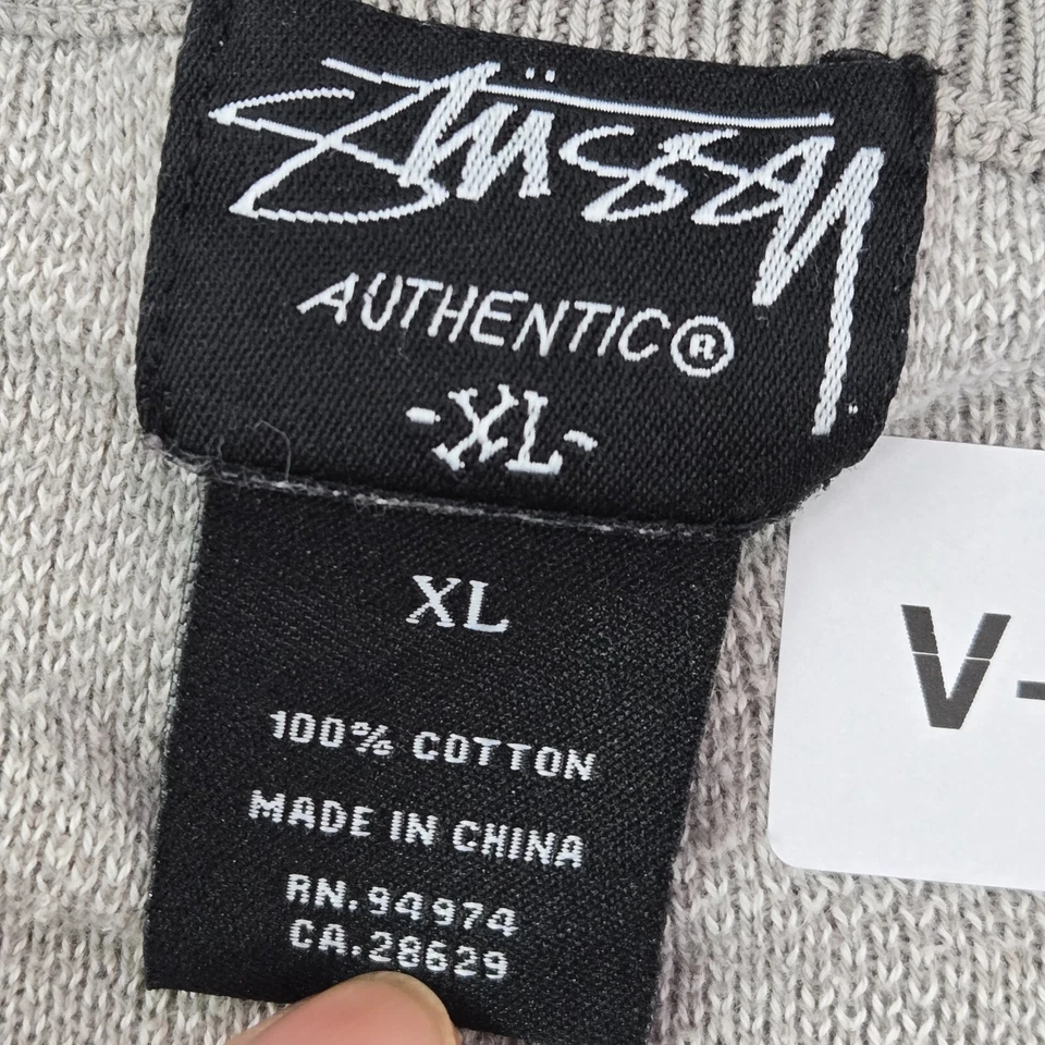 Sudadera Stussy Hombres XL Gris Frontal Rayas Traseras Cuadros Cuello Redondo Pullover LEER Foto 3 de 4