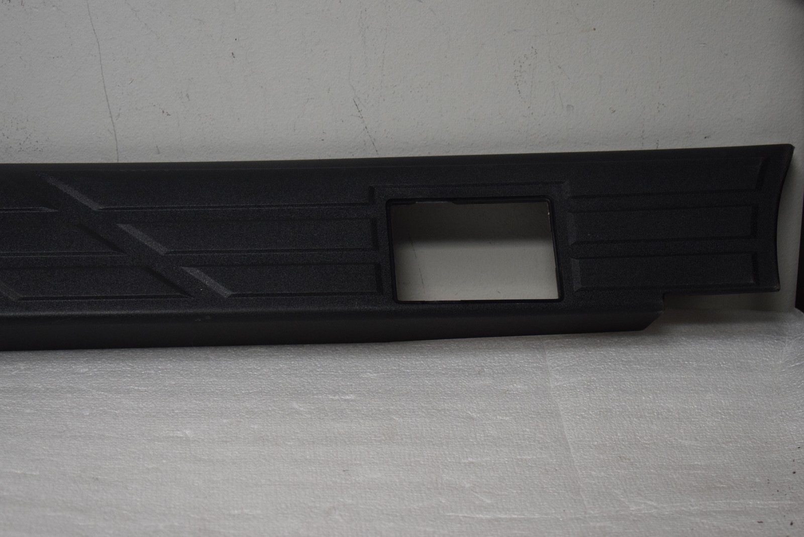 2010-2013 GMC SIERRA 1500 BED RAIL PROTECTOR FACTORY OEM 17802473 | eBay