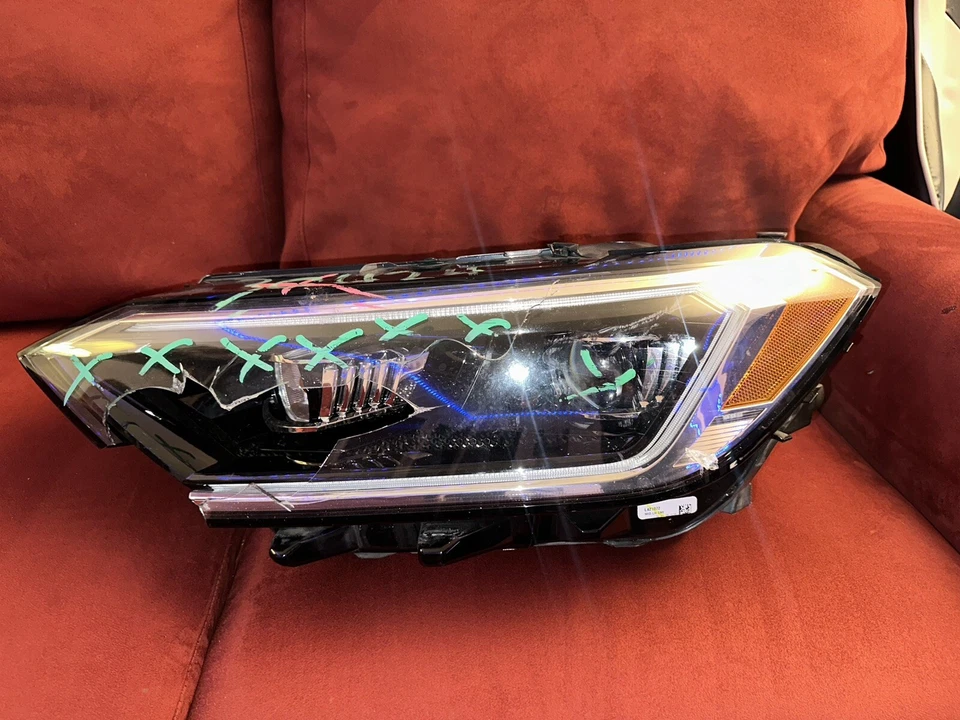 2019 2020 2021 2022 Volkswagen Jetta Left LED Projector Headlight Used Oem  - Image 2 of 4