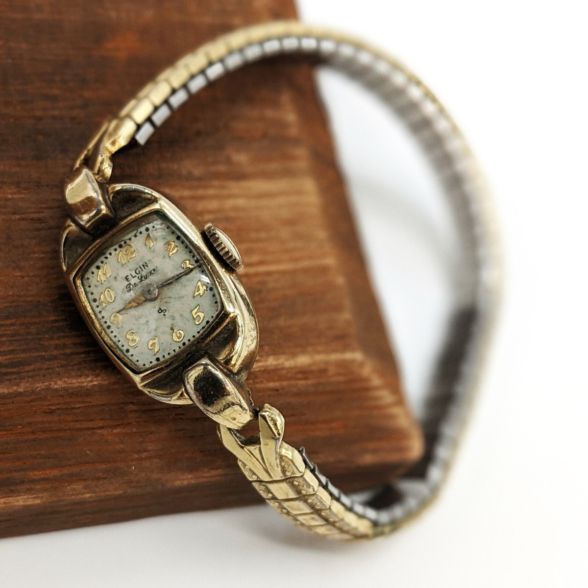 Vintage 10K GF Gold Filled ELGIN DeLuxe Ladies Watch Speidel  display picture 1