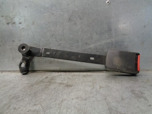 schiene gurtschloss v.l. VOLKSWAGEN PASSAT BERLINA 3B2 3B0858471 rectp3847557