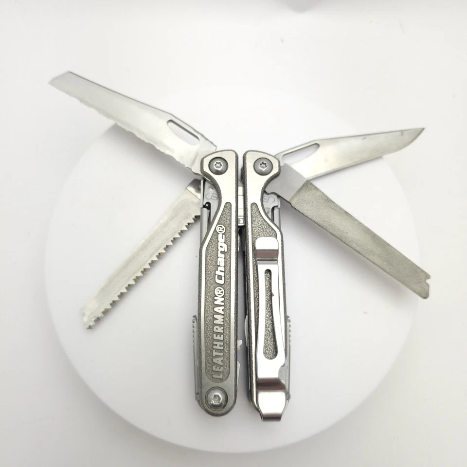 Discontinued Original Design Leatherman Charge TTi Multi Tool! ! With Sheath! - Image 3 of 4