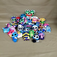 Cows vs Aliens Plush Beanie Toy Lot New/Tagged w/Store Display Box