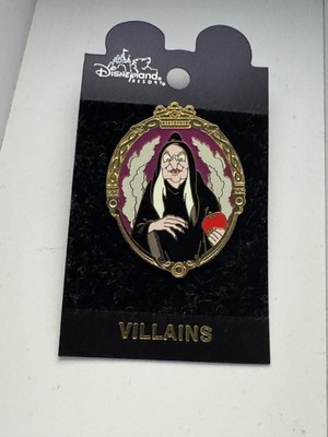 2002 DLR Villain Old Hag Wicked Witch Frame Evil Queen Magic Mirror Disney Pin =