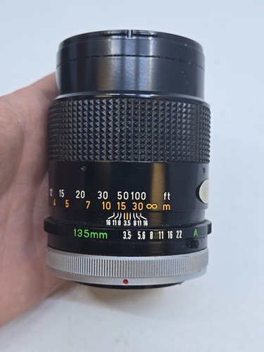 Canon FD 135mm F2.5 S.C. SC Telephoto FD Mount Lens With Case - Picture 4 of 7