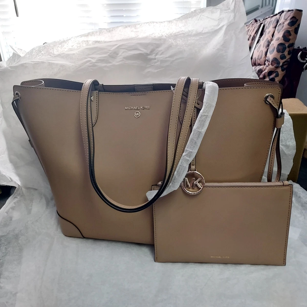 Michael kors deals camel tote