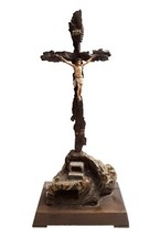 Kruzifix Kreuz Jesuskreuz - Hausaltar - Standkreuz - Grabenkunst Granatsplitter