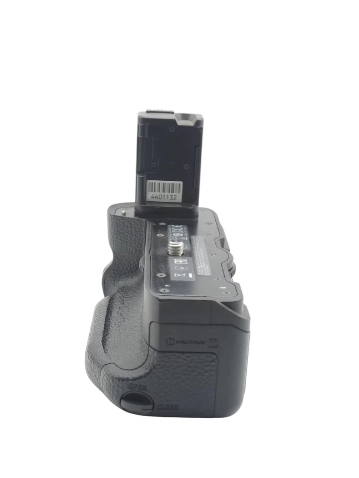 Genuine Digital Camera Battery Vertical Grip For SONY ILCE-7M2 (α7 II) VG-C2EM - Image 2 of 4