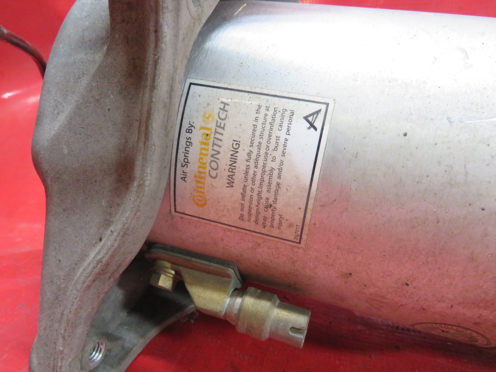2006 BENTLEY FLYING SPUR FRONT LEFT STRUT/SHOCK