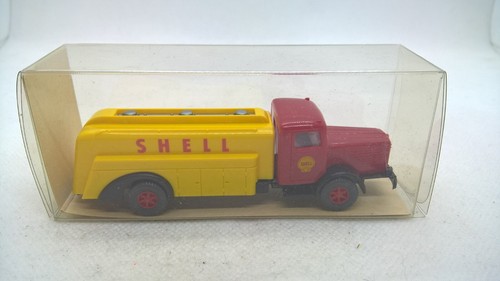 Wiking 883 Büssing 8000 Tankwagen SHELL gelb rot in OVP (51) - Bild 3 von 4