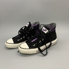 Converse All Star Chuck Taylor Women's Size 5. Black and Purple Fold Downs