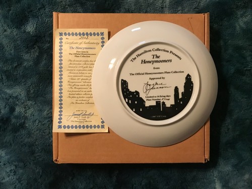 'Hamilton' Collection Plate - 'The Honeymooners' - Plate#4443M - Item#1308 - Picture 2 of 2