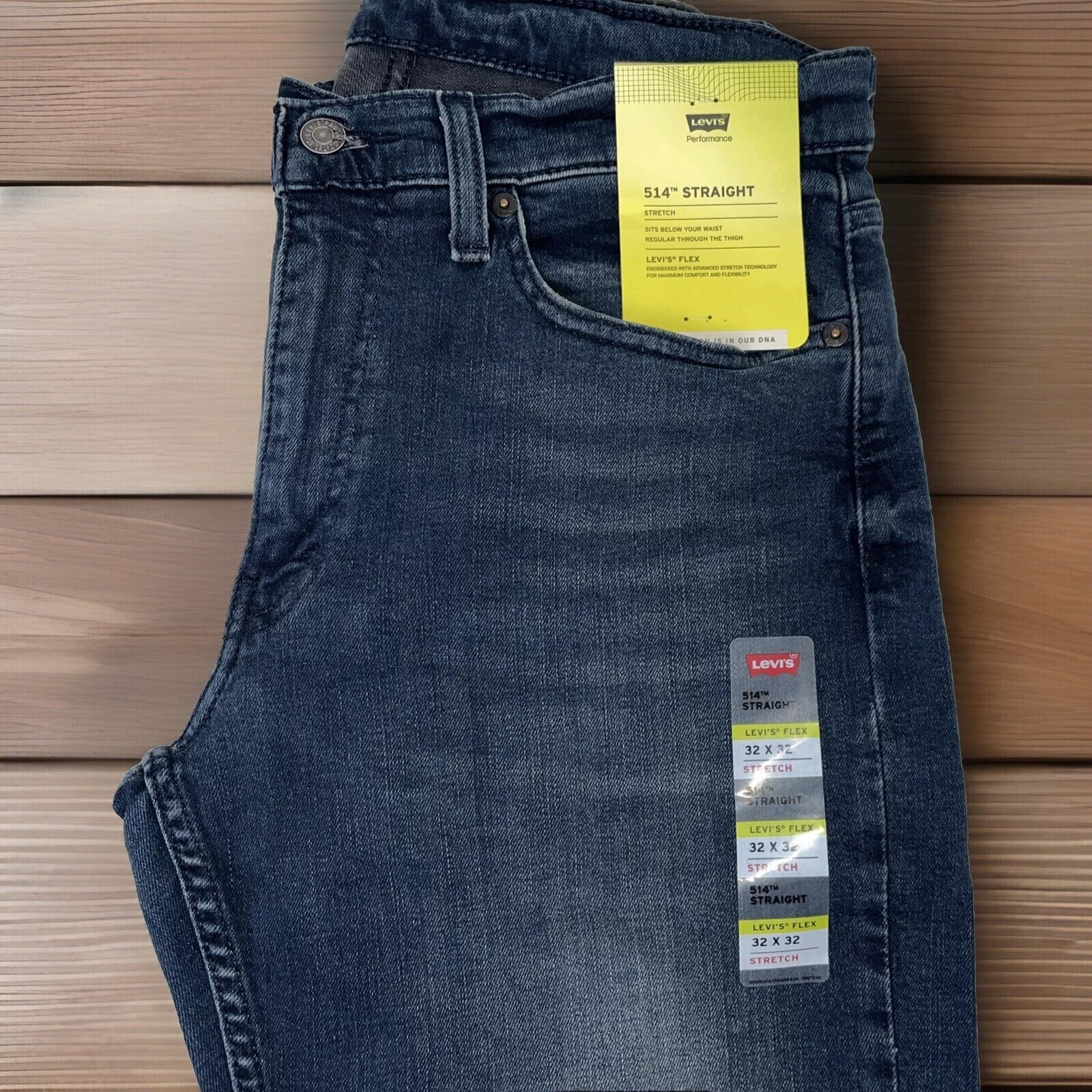 NWT Men's Levi’s 514 Flex Straight Jeans 32x32 Retail $69.50 All Tags Attached
