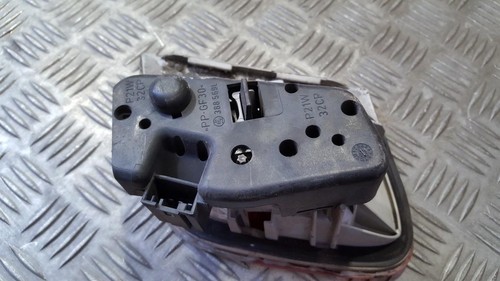 388569L Lampenträger Rücklicht Rückleuchte innen Heckklappe  B DE259917-46