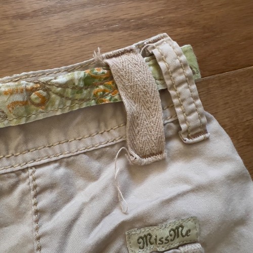 Miss Me Y2K Khaki Cargo Bermuda Shorts Gr. L Hellbraun Taschen Bindegürtel Taillengürtel - Bild 9 von 9