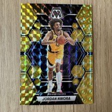 2022-23 Panini Mosaic #24 Jordan Nwora Reactive Yellow