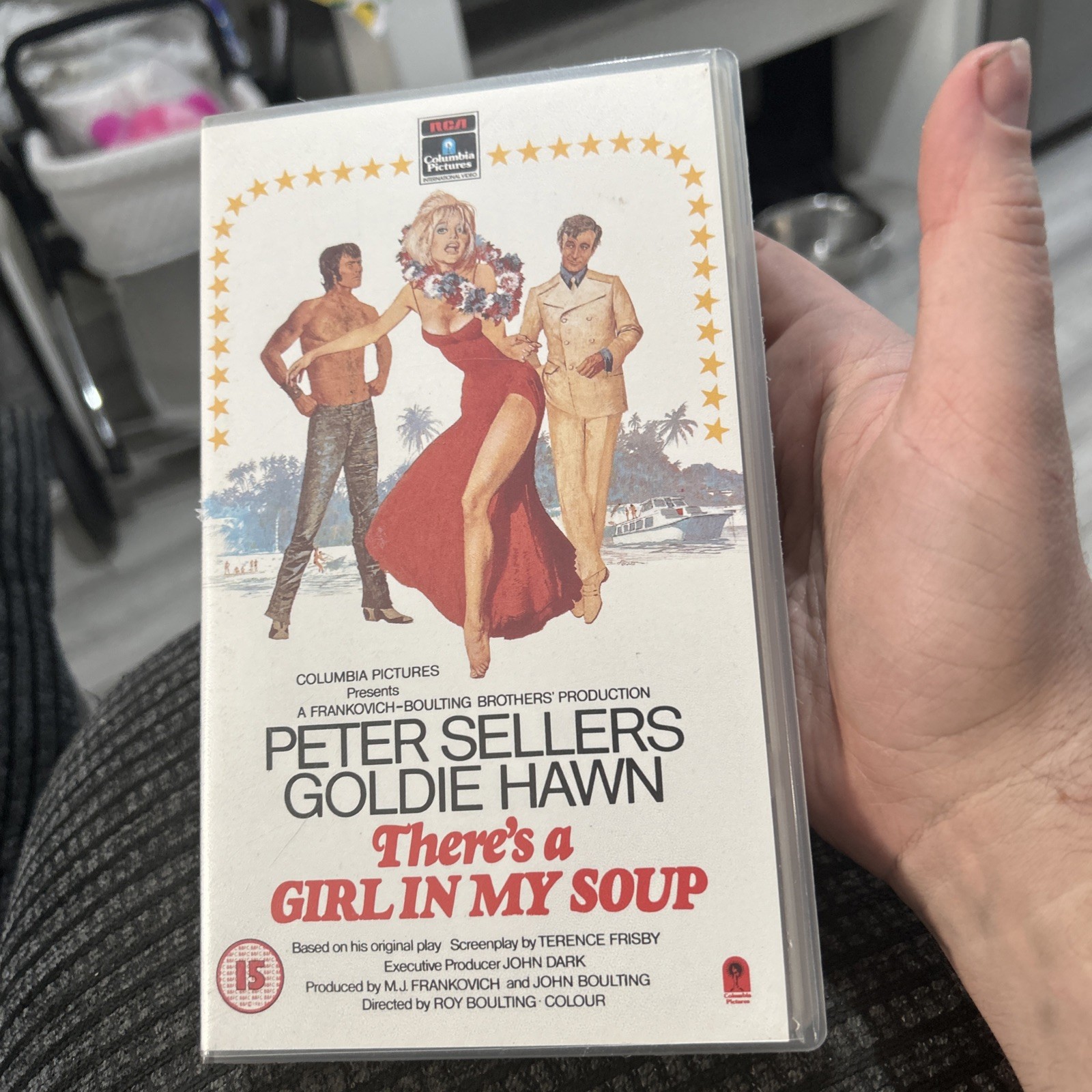 There's A Girl In My Soup (1970) Peter Sellers Goldie Hawn VHS