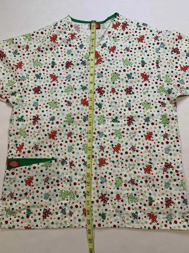 Blusa Médica Dickies Árbol de Navidad a Lunares para Mujer Talla Pequeña 100% Algodón Foto 2 de 4