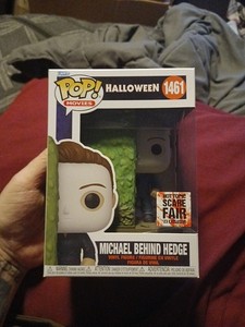 Funko POP Halloween Michael Myers W/ Hedge 1461 Hot Topic Scare Fair NEW! Minty