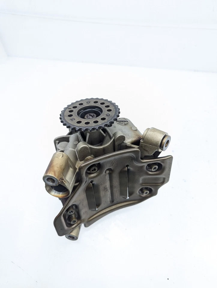2011-2016 BMW 550I XDRIVE - Engine OIL PUMP 7612772 - Image 4 of 4