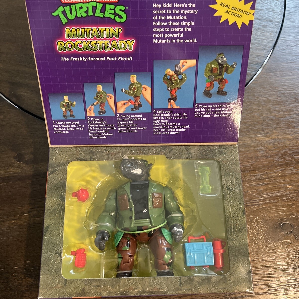 タートルズ　Mutatin' Rocksteady フィギュア 2024 Teenage Mutant Ninja Turtles TMNT Mutatin' Rocksteady