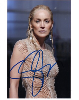 SHARON STONE SIGNED PHOTO