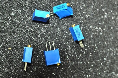 10 Stück 200K Spindeltrimmer / Trimmpotentiometer, Typ: 753W von VTM
