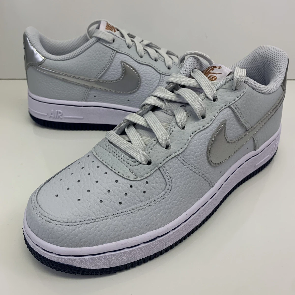 Nike Air Force 1 Big Kids (GS) Pure Platinum/ Metallic Size 5Y CT3839-004  No Lid