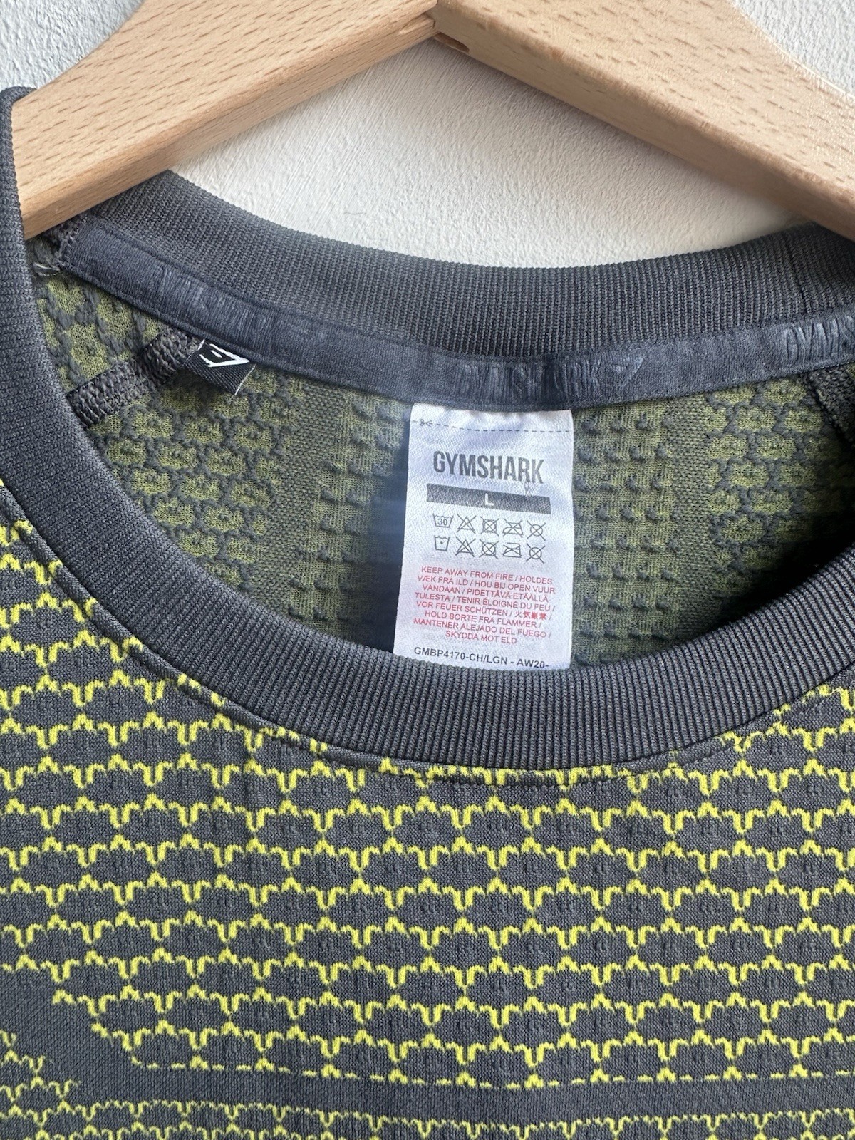 Gymshark V4 Onyx Grey And Yellow Short Sleeve T-Shirt Size L - Perfect Condition image 6