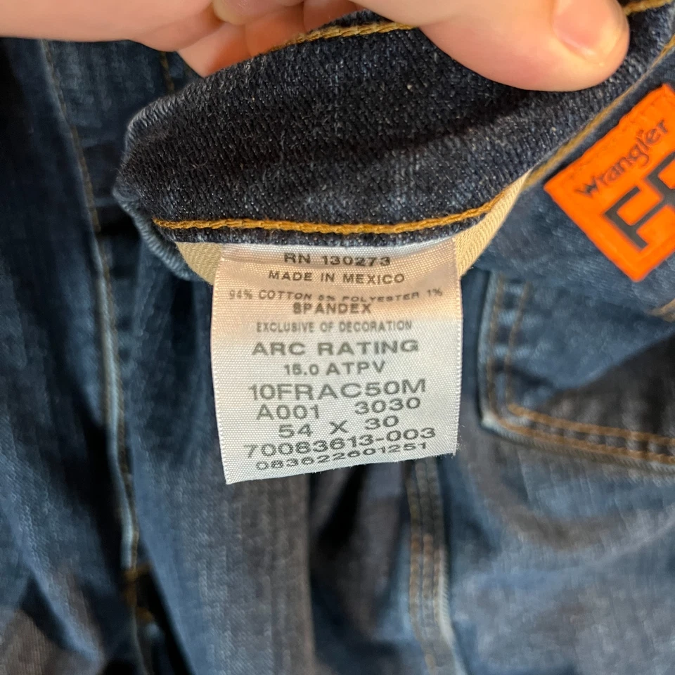 Wrangler FR Jeans Mens 54x30 Blue Flame Resistant Advanced Comfort Workwear HRC2 - Image 3 of 4