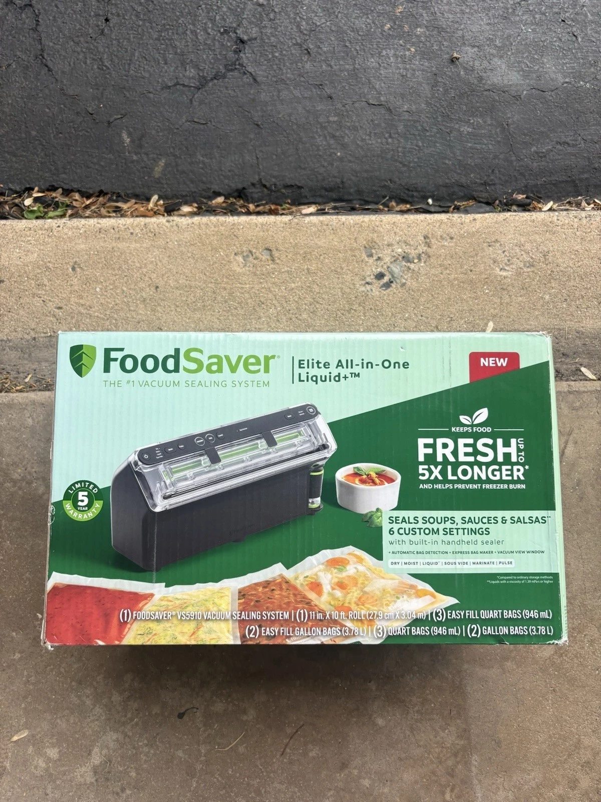 FoodSaver VS5910 Vacuum Sealing System Black Automatic Bag Detection Marinate