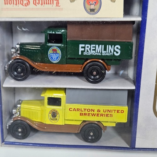 Oxford Diecast 1/64 Scale No.10 Australian Brewery Set 4 Chevrolet Trucks Boxed - Picture 3 of 9