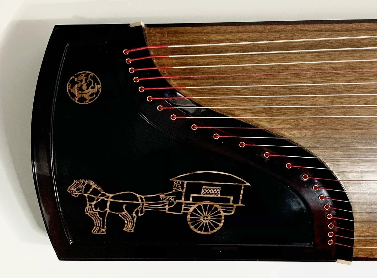 Guzheng, Full-sized 64