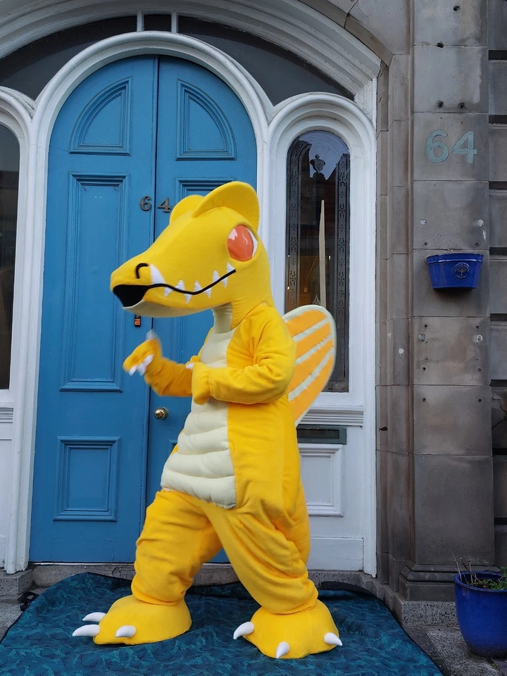 Disfraz de mascota dragón adulto, único en su clase, hecho a mano, amarillo Foto 3 de 4