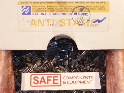 Transistor bipolar National Semi 2N3707 QTY-25 BJT NPN 30V A-92-3 MM-679 - Imagen 4 de 4