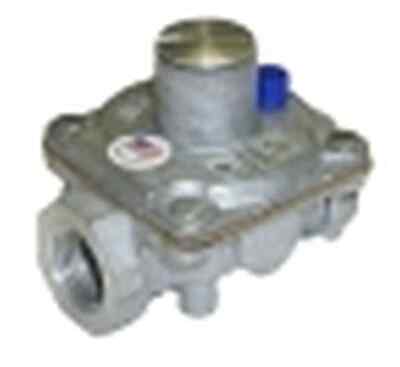 Maxitrol RV48-3/4 Gas Regulator - 3/4 Inch Pipe Size, 1/2 PSI Inlet Pressure
