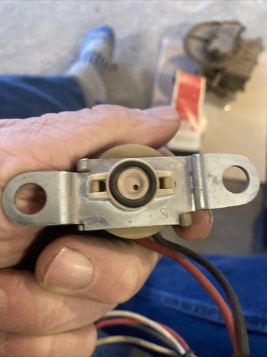 NEW ACDELCO 1997587 AUTO TRANS CONTROL SOLENOID BUICK CHEVROLET PONTIAC 82-83 - Picture 5 of 8
