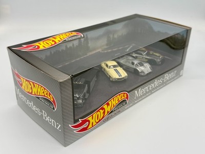 Hot Wheels Premium Mercedes-Benz Real Riders Set - 300 SL Sauber