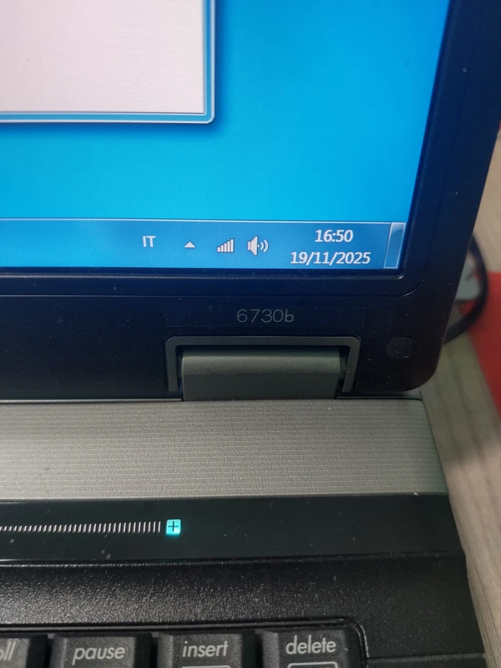 HP Compaq 6730b Notebook intel dual core P8700 2.53Ghz  2GB Ram - Immagine 4 di 4