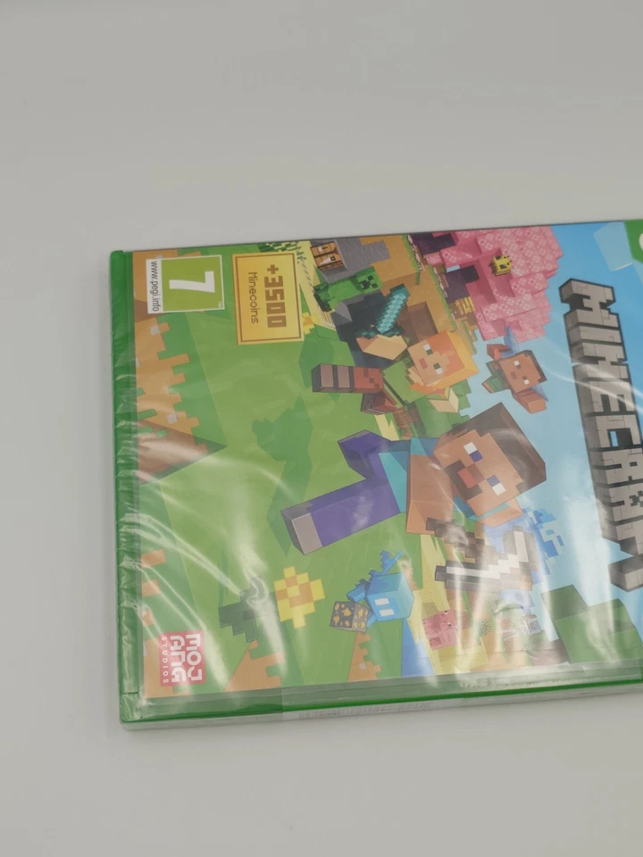 Minecraft: Xbox One Edition - Xbox One - PAL (Factory Sealed) - Image 4 of 4