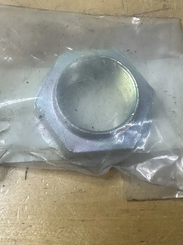 Nuevo OEM 2003-2024 Mercedes-Benz CLK500 E320 ML550 C300 S400 tuerca de eje 2103530572 Foto 3 de 3