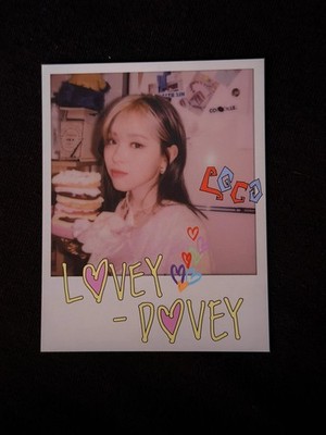 ITZY Ryujin Crazy in Love polaroid