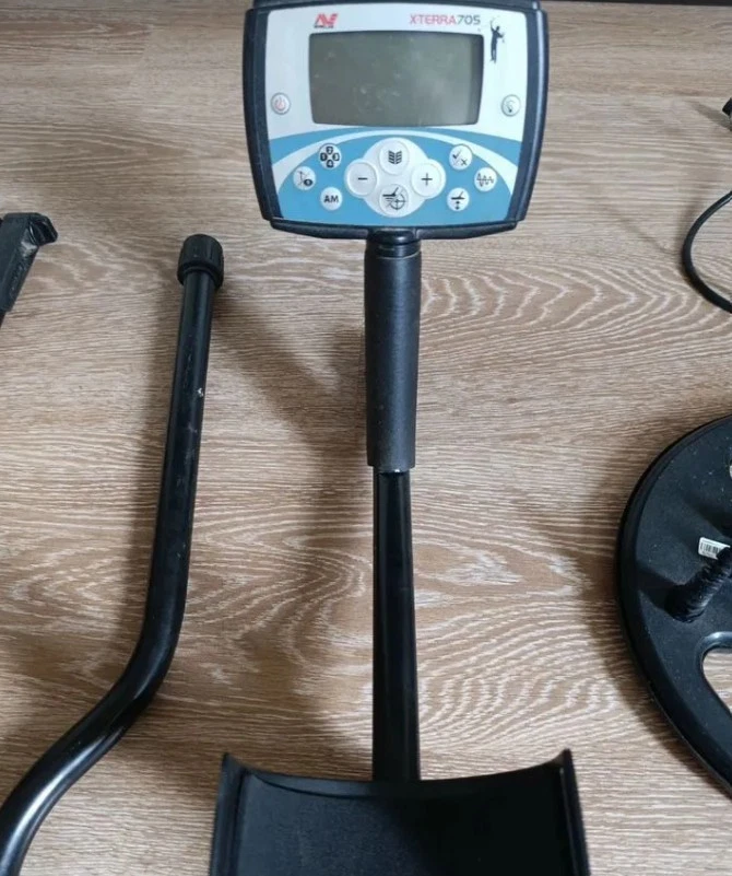 Used Metal Detector Minelab x terra 705 - Image 3 of 4